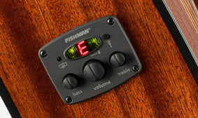 Fender CD-60SCE Natural — Guitarra electroacústica dreadnought con tapa de abeto y electrónica Fishman