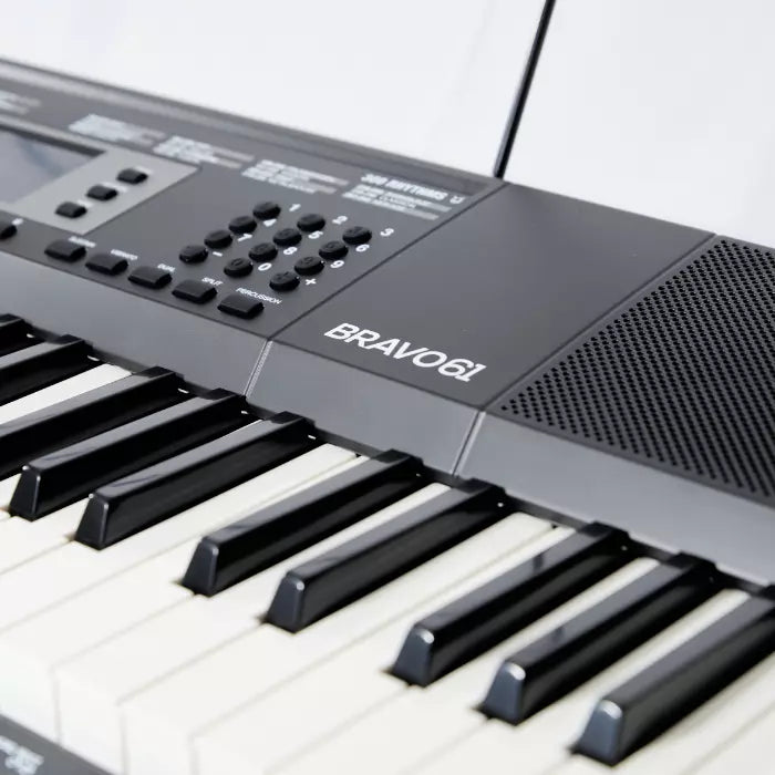 TECLADO PORTÁTIL DE 61 TECLAS ALESIS BRAVO 61